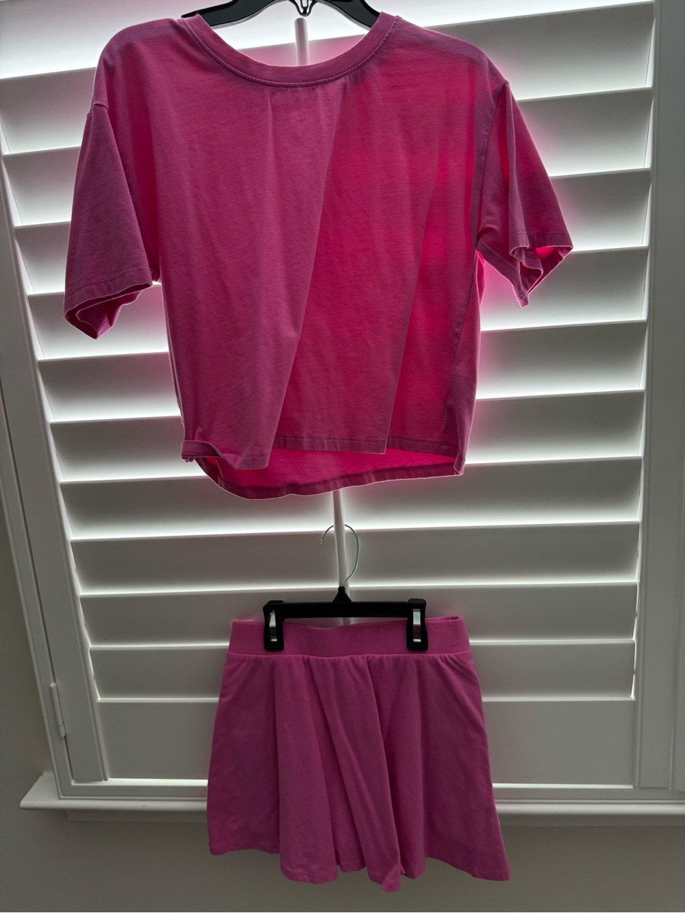 Gap kids hot Pink Two-Piece Tee and Skirt Set